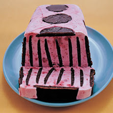 Pop-Art Raspberry Icebox Cake