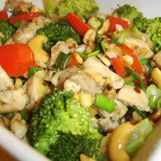 Chicken and Cashew Stir-Fry