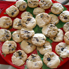 Sugar Cookies With Pistachio and Dried Cherries