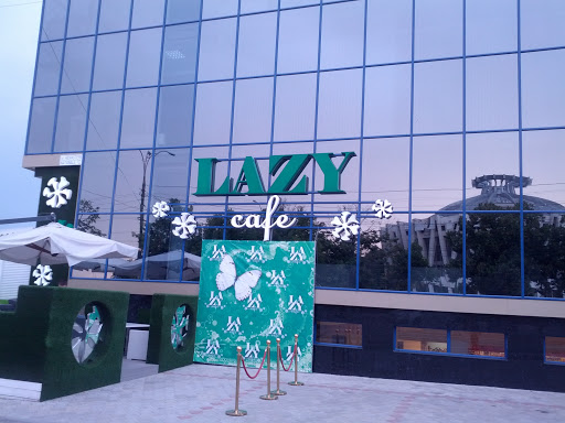 Lazy Cafe 