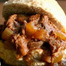 Crock Pot Shredded Beef Sandwiches