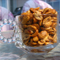 Spiced Party Peanuts
