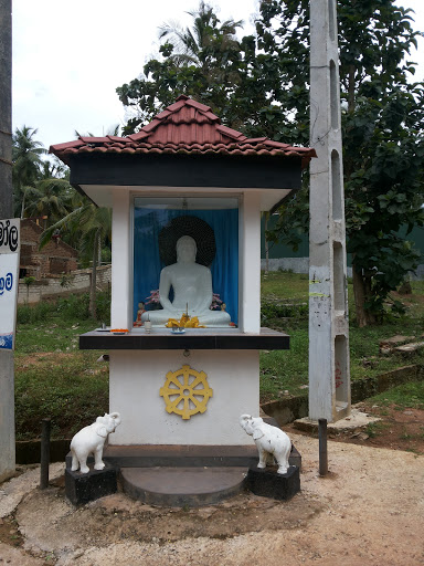 Buddha Statue - Majuwana Road