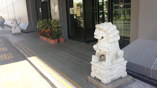 Stone Lion outside CLP B station