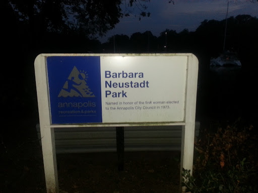 Barbara Neustadt Park