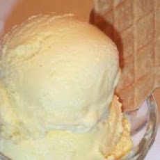 Mango-Macadamia Nut Ice-Cream