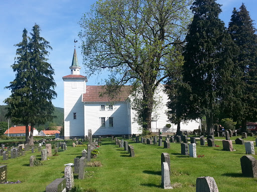 Lyngdal Kirke