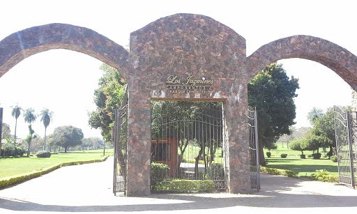Parque Cementerio Los Jazmines