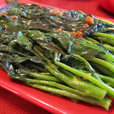 Blanched Gai Lan With Oyster Sauce (Chinese Broccoli)