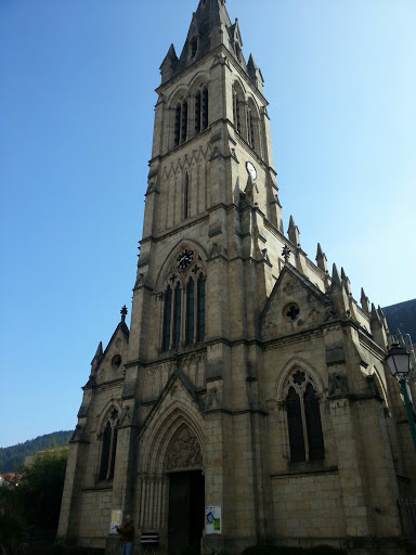 Eglise De Vals Les Bains
