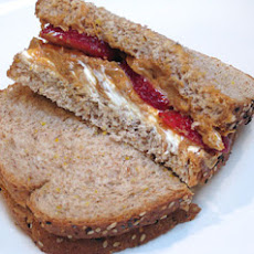Peanut Butter Berry–Wich