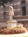 Statue Louis Bertignac