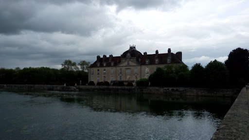 Le Château De Fontaine-Francaise