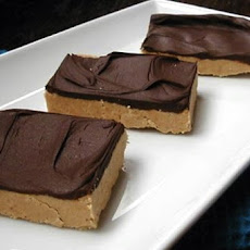 Reeses Squares - 5 Ingredients & No Bake (Reese's)