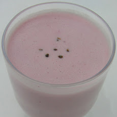 Swedish-inspired Lassi Delight with Cocoa Option