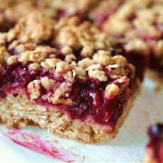 Delicious Raspberry Oatmeal Cookie Bars