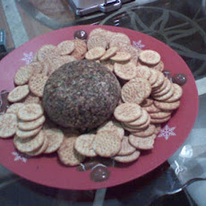 Cheese Ball With Everything