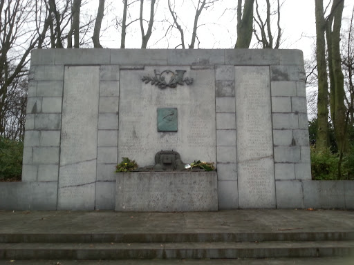 Monument Aux Morts De La Guerre 14-18