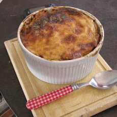 Baked Macaroni and Cheese With Cauliflower and Ham