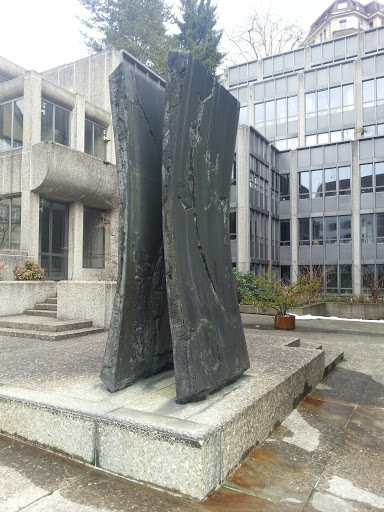 Skulptur beim Justizdepartement