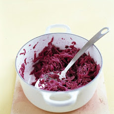Red Cabbage With Apple