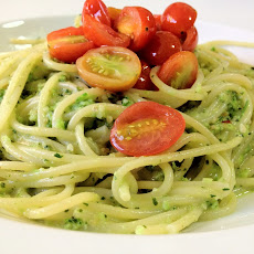 Garlic Scape & Basil Pesto
