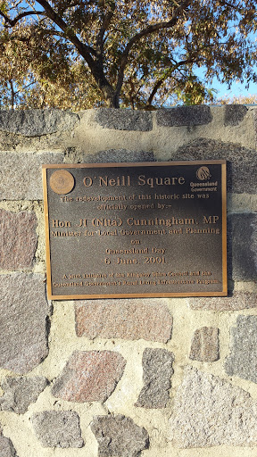 O'Neil Square Plaque 