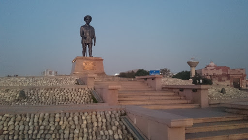 Mahatma Jyotiba Rao Phule Statue