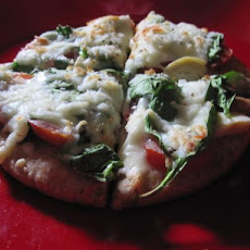 Super Healthy Veggie Pita Pizza