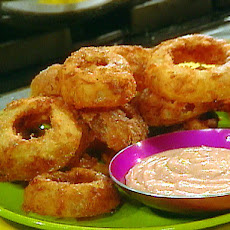 Thick Cut O Rings and Spicy Dipping Sauce