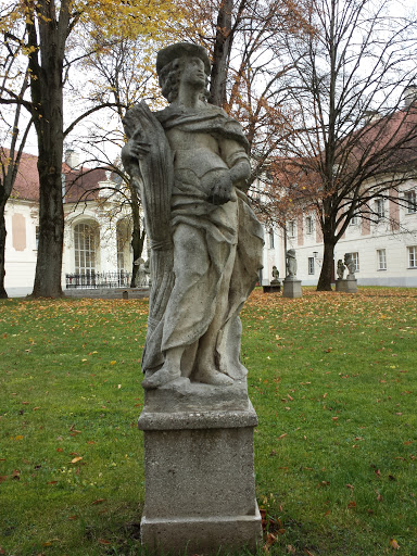 Statue Beim Schloss Lamberg