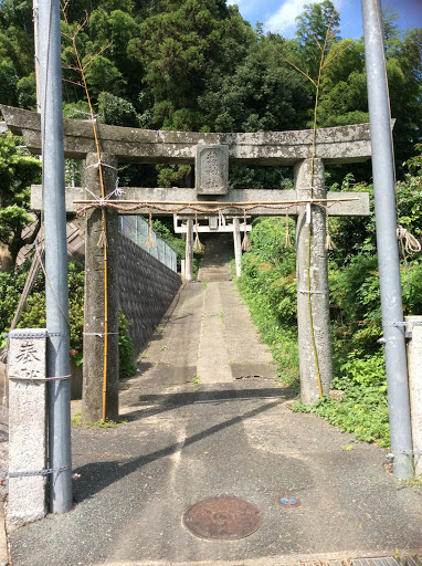 蘿神社 (つたじんじゃ)