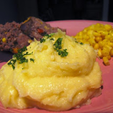 Ben's Garlic Cheddar Mashed Potatoes