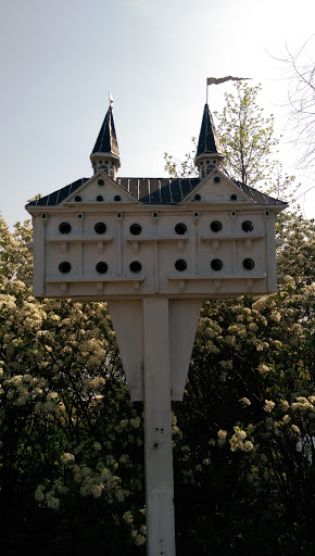 Mansion Birdhouse