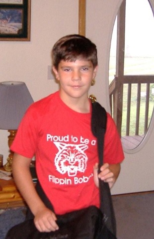 [Hunter's first day of 4th grade 081908[4].jpg]