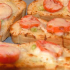 Mozzarella Crostini