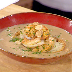 Garlic Soup with Sauteed Sweet Shrimp