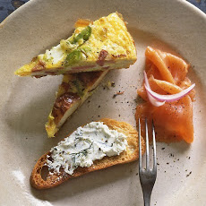 Smoked Salmon with Herbed Goat Cheese and Toast