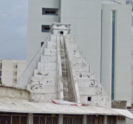 Pirámide Cocoteros