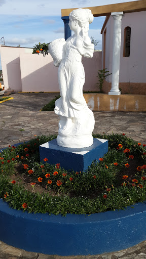 Estátua Da Guilhermina