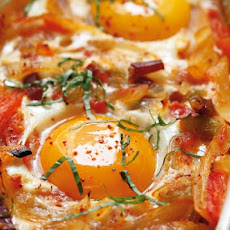 Basque-Style Baked Eggs Recipe