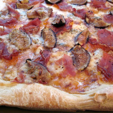 Fig & Prosciutto Pizza