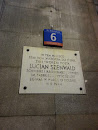 Lucjan Szenwald  Memorial