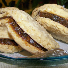 Date Filled Oatmeal Cookies