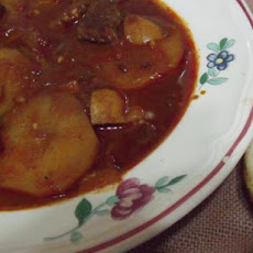 Crock Pot Beef Goulash Soup
