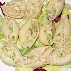 Tuna and Avocado Shell Salad