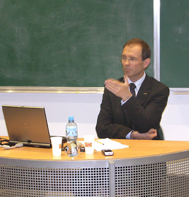 http://lh6.ggpht.com/KoLiberGliwice/SCDgzfL8zWI/AAAAAAAACo4/UmQeLoe6NLo/Spotkanie%20z%20prezydentem%20-%205%20maja%202008%20%2829%29.JPG?imgmax=400