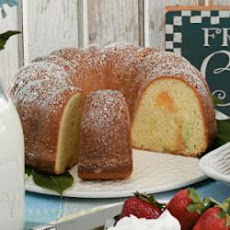 Pastel Pound Cake