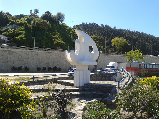 Estatua Puerto De Talcahuano