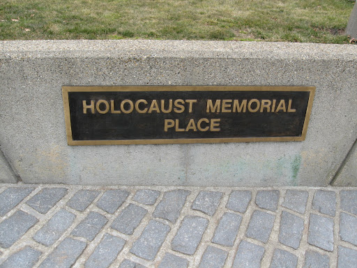 Holocaust Memorial Place